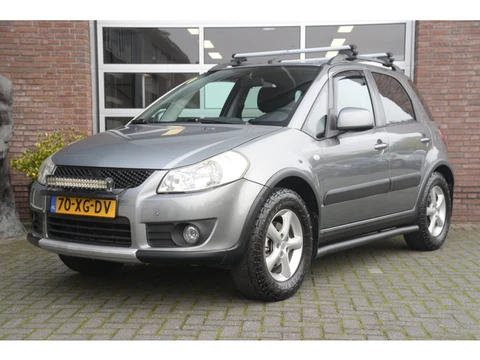 Suzuki SX4 1.6 4Grip Exclusive | 4 X 4 | Leder | Trekhaak | Airco | Orig. NL |