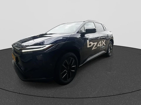 Toyota bZ4X Executive 73 kWh model '26 | 4 seizoen