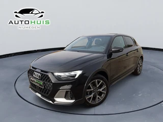 Audi A1 citycarver Audi A1 Citycarver 30 TFSI S tronic – Mythoszwart Metallic