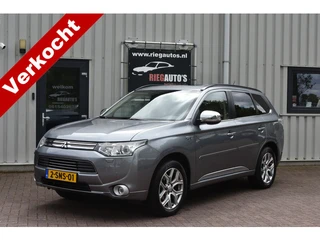 Mitsubishi Outlander 2.0 PHEV Instyle. Afneembare trekhaak!!