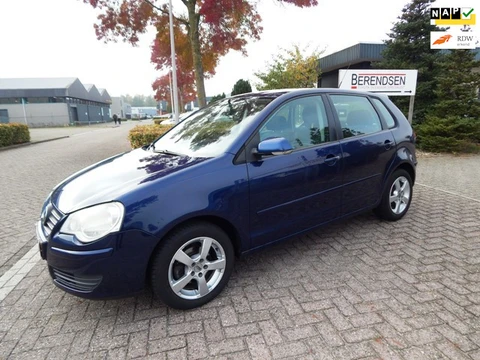 Volkswagen Polo 1.4-16V Comfortline 5 DRS