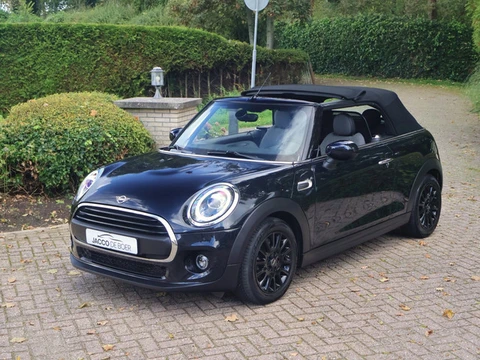 Mini Cabrio 1.5 Cooper One Stoelverw/Sportstoelen/Bluetooth/Led