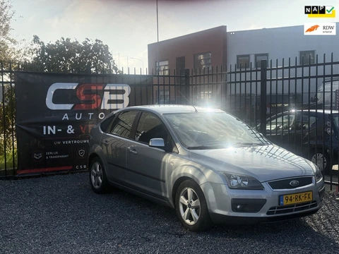 Ford Focus 1.6-16V First Edition AIRCO!5DEURS!APK!KOOPJE!