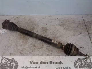 Volkswagen Golf 1.6 8V 1997-2003 Aandrijfas rechts (Automaat)