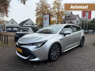 TOYOTA COROLLA TOURING SPORTS 1.8 HYBRID FIRST EDITION / CARPLAY / CAMERA / NAVI / ADAP. CRUISE / AFN. TREKHAAK / LED / DAB
