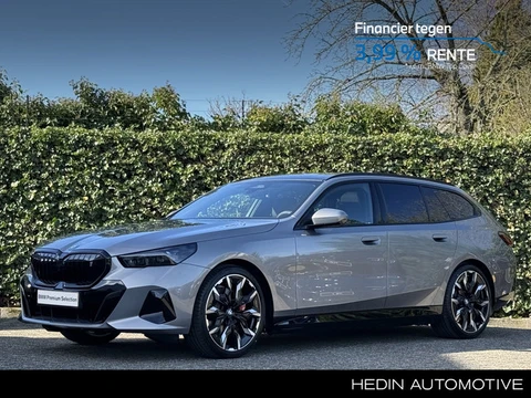 BMW i5 Touring eDrive40 | M-Sport Pro | 21'' | Panorama. | Comfortstoel. + vent. | B&W | Trekhaak | 
