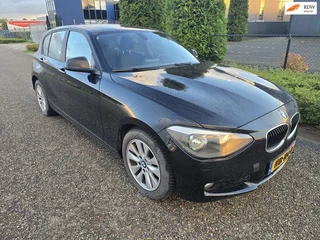 BMW 1-serie 118D 5-Deurs/2e Eig/Airco/Groot scherm/LM Velgen