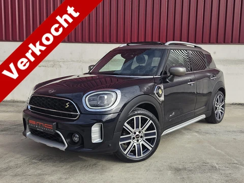 MINI Countryman 1.5 Cooper S E ALL4 MINI Yours Pana ACC HUD