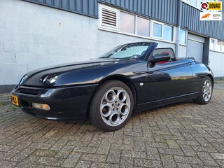 Alfa Romeo Spider 2.0-16V T.Spark L -wat een fijne Spider-