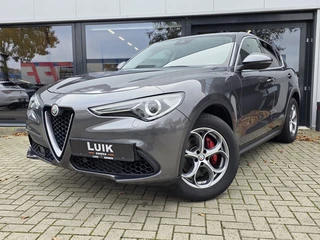 Alfa Romeo Stelvio 2.0 T AWD Super + BI-XENON + ADAPT CRUISE + VOLLEER + CAMERA + KEYLESS