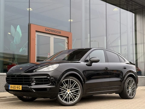 Porsche Cayenne Coupé 3.0 E-Hybrid | Softclose | Stoelventilatie | 360 | CHRONO | Sportdesign | Stuu
