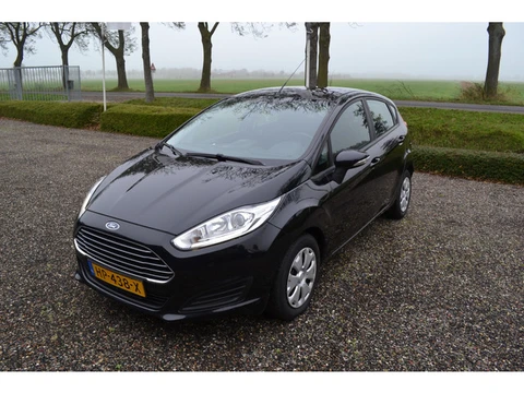 Ford Fiesta 1.5 TDCi Style Lease Airco Cruise (bj 2015)