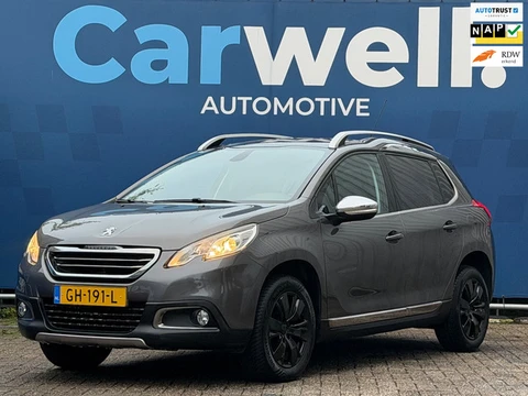 Peugeot 2008 1.2 PureTech Allure|D-Riem vv in 2025|Trekhaak|Pano|HalfLeder|Navi|Climate|Cruise|PDC|L