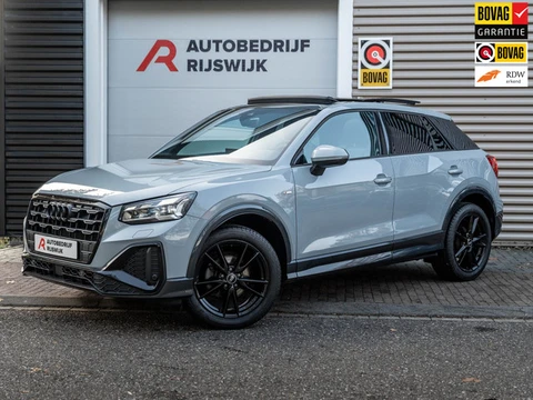Audi Q2 35 TFSI S Edition Pano/Matrix/Keyless/Camera