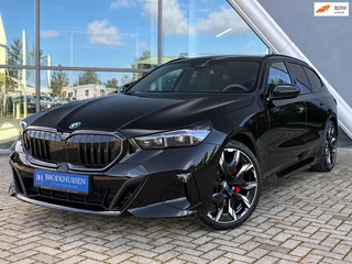 BMW 5-serie Touring 530e xDrive M-sport Pro 300pk Shadow / Trekhaak / HUD / 21inc / Carbon