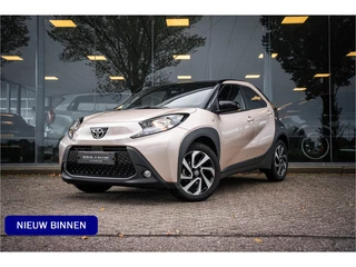 Toyota Aygo X 1.0 VVT-i S-CVT Pulse ** Camera ** Stoelverwarming ** Dealeronderhouden ** Fabrieksgar