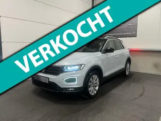 Volkswagen T-Roc 1.5 TSI Sport Pano, Adaptive Cruise Control, Virtual Cockpit, Apple Carplay, Stoelv