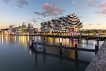 Woning aan de Nico Koomanskade te Rotterdam