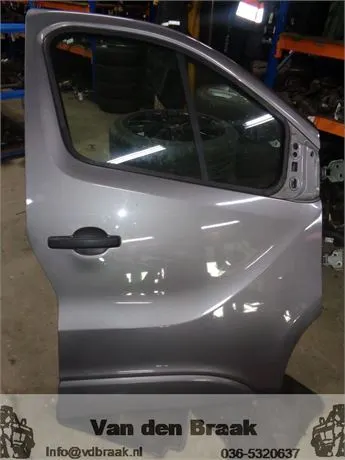 Opel Vivaro 2014-2019 Deur rechts kompleet