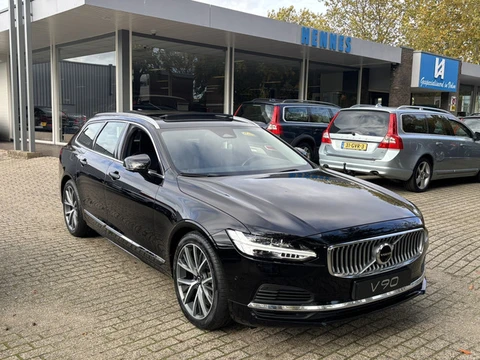 Volvo V90 T6 Recharge AWD Inscription 360 Panorama keyless Pilot Assist
