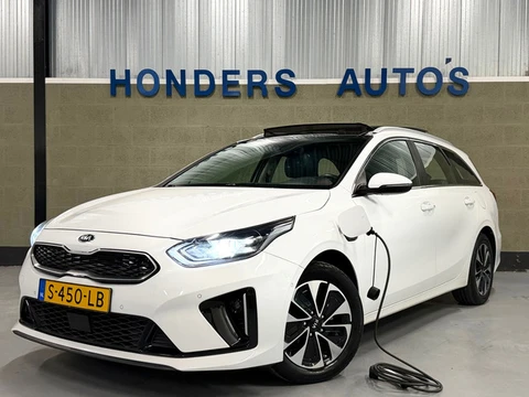 Kia Ceed Sportswagon 1.6 GDI PHEV DynamicPlusLine SOH 94% |TREKHAAK | PANO | MEMORY | STOEL/STUURVER