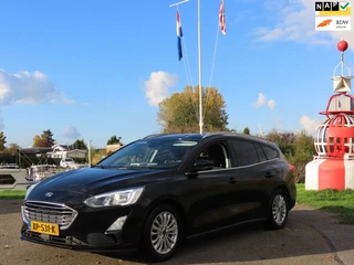 Ford Focus Wagon 1.0 EcoBoost Titanium Business *StuurVerwarming *Keyless *Carplay *Navi