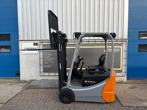 VS-23158 Elektrische triplex heftruck Still RX50-15