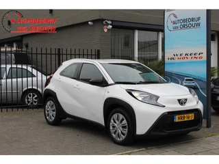 Toyota Aygo X 1.0 VVT-i MT Play Groot-scherm Camera Airco Org NL 5045km