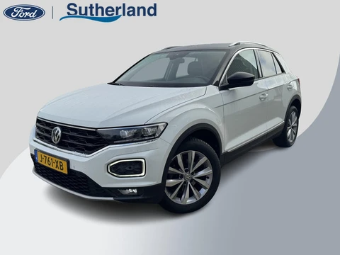 Volkswagen T-Roc 1.5 TSI Style | Trekhaak | Camera | Stoelverwarming | Cruise Control Adaptief