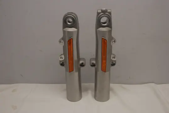 VOORPOOT BUITEN Harley Davidson Touring 2000 - 2017