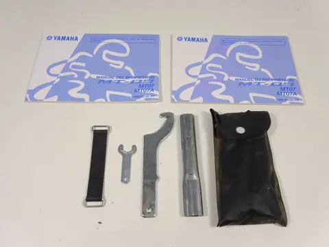 INSTRUCTIEBOEKJE Yamaha MT 07 2014 - 2017