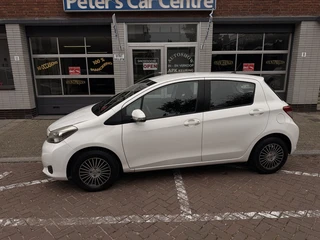 Toyota Yaris 1.0 VVT-i Aspiration (bj 2012)