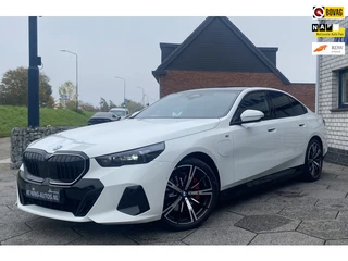 BMW 5-serie 530e xDrive M-Sport Pro/ Pano/ Leder/ Comfortpack/ H&K/ IconicGlow/ NL-auto/ BTW