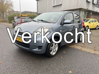 Daihatsu Sirion 2 1.0-12V Premium 5 Deurs,Airco. Zeer nette en volledig onderhouden Sirion. Apk 02-0