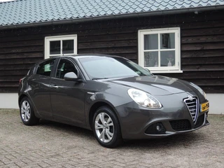 ALFA ROMEO GIULIETTA 1.4 T DISTINCTIVE