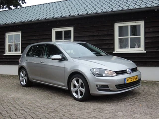 VOLKSWAGEN GOLF 1.2 TSI HIGHLINE
