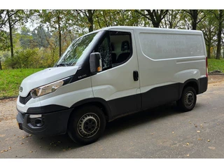 Iveco Daily 35S11V 2.3 300 H1 - Airco - Keurige bus -