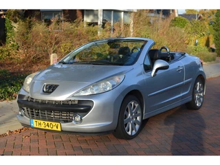 Peugeot 207 CC 1.6 VTi leer/airco/106dkm