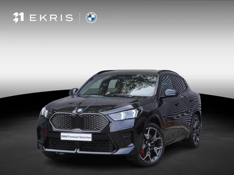 BMW iX2 xDrive30 | M Sportpakket Pro | Innovation Pack | Trekhaak met elektrisch wegklapbare kogel |