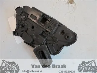 Volkswagen Polo 6R 5 drs. 2009-2014  Deurslot linksvoor