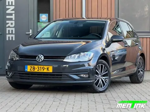 VOLKSWAGEN GOLF 1.0 TSI TRENDLINE N.A.P. Carplay Cruise Clima