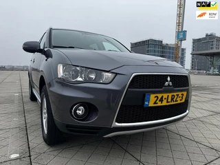 Mitsubishi Outlander 2.0 Intro Edition AUT CRUISE CLIMA NAP