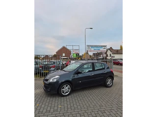 Renault Clio 1.4-16V Exception