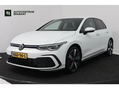 Volkswagen Golf 1.4 eHybrid GTE (CAMERA, STOEL/STUUR VERWARMING, CRUISE CONTROL ADAPTIEF)