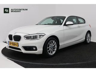 BMW 1-serie 118i Executive (NAVIGATIE, CRUISE CONTROL, PARKEERSENSOREN)