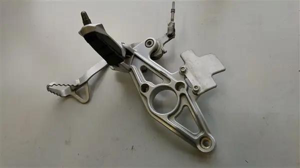 VOETSTEUN RECHTS BMW R 1150 GS 1999 - 2001 / 2001 - 2003 /