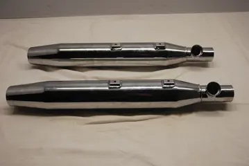 UITLAAT Harley Davidson Softtail 2000 - 2017