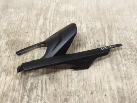 ACHTER SPATBORD Triumph Trident 660 2021 - 2023