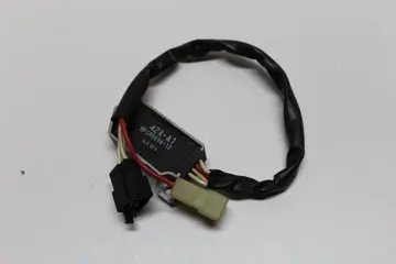 SPANNINGSREGELAAR Yamaha V max 1987 - 2002