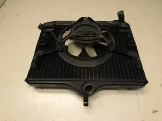 RADIATEUR Yamaha V max 1987 - 2002